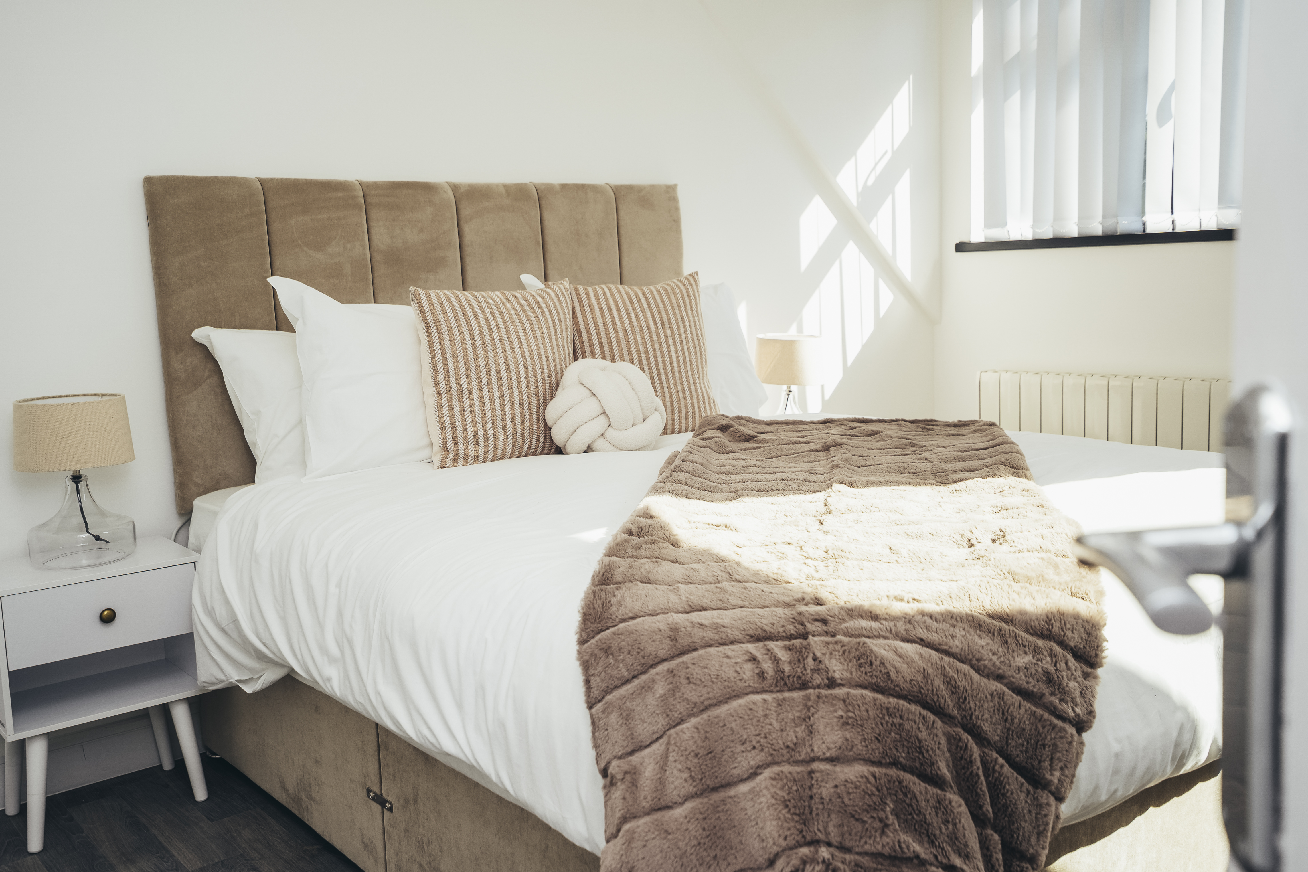 Modern 3-Bedroom House - Bedford